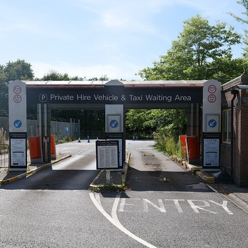 How to pick up passengers from Heathrow and Gatwick