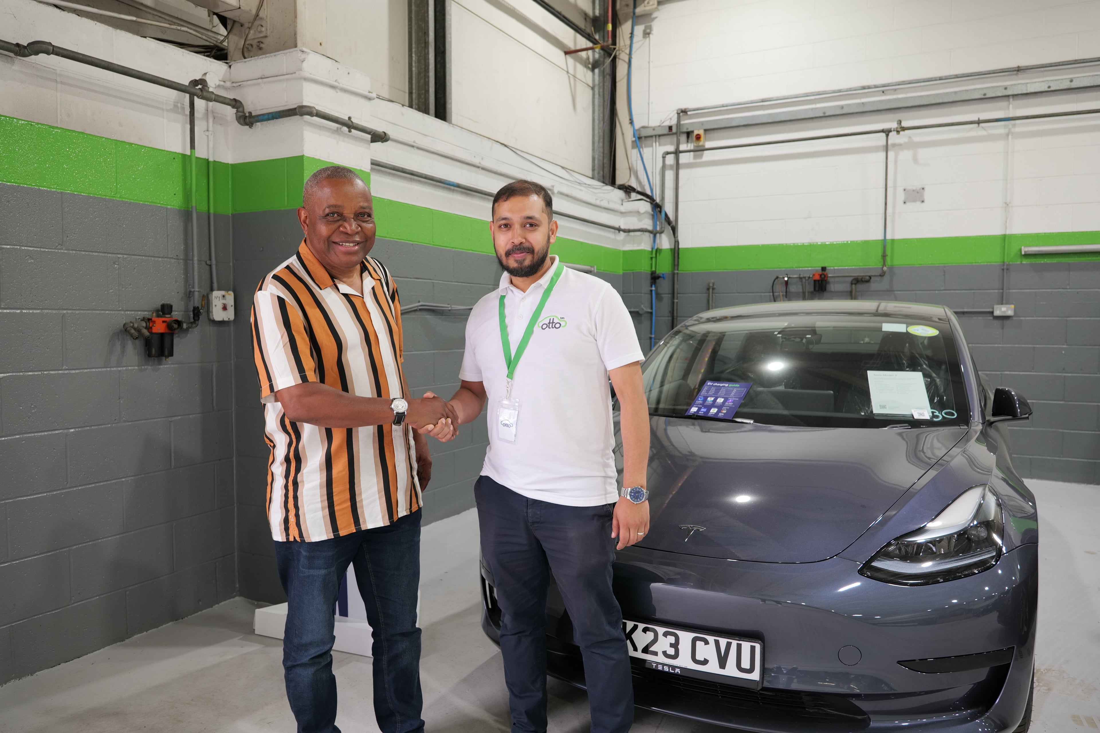 Reserve your private hire car online in minutes