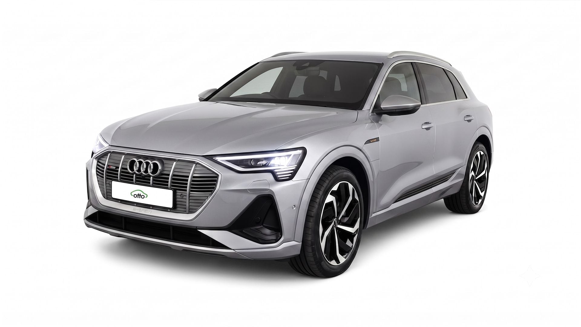 Audi E-Tron Black Edition 55 Quattro diagonal silver copy.jpg