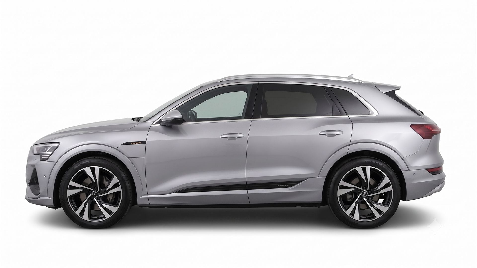 E-TRON BLACK EDITION 55 QUAT