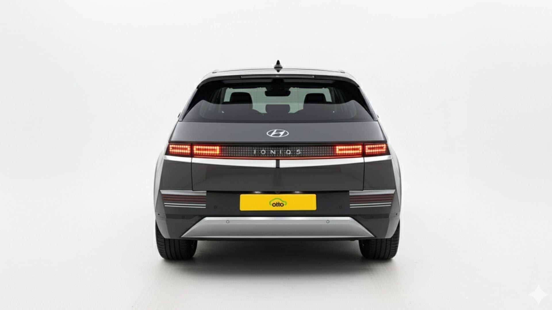 IONIQ 5 PREMIUM EV - Hyundai Ioniq 5 back galactic grey.jpg