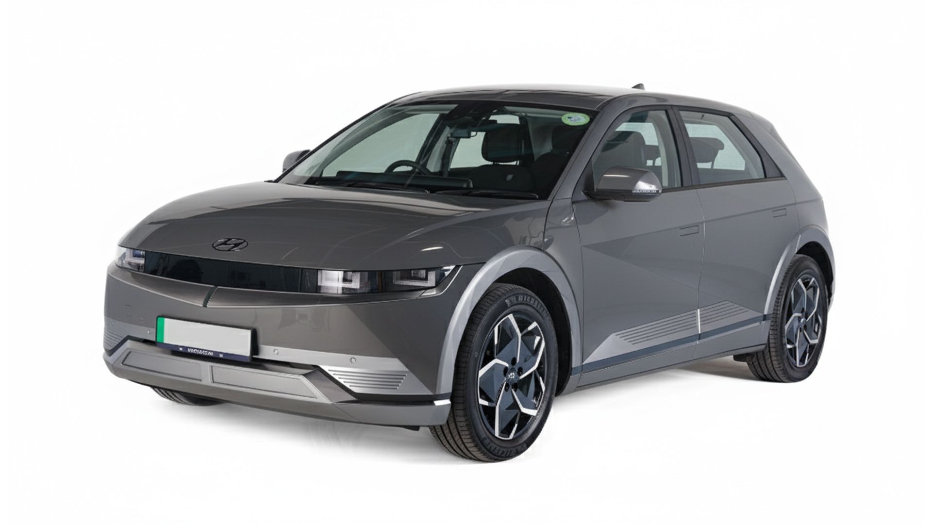IONIQ 5 PREMIUM EV - Hyundai Ioniq 5 grey diagonal galactic grey.jpg