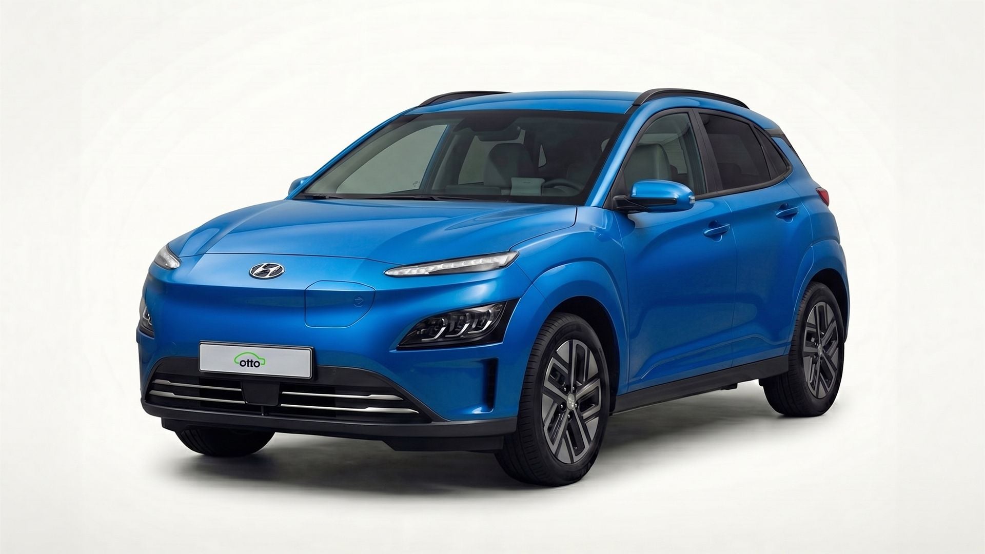 Hyundai Kona blue boot copy.jpg