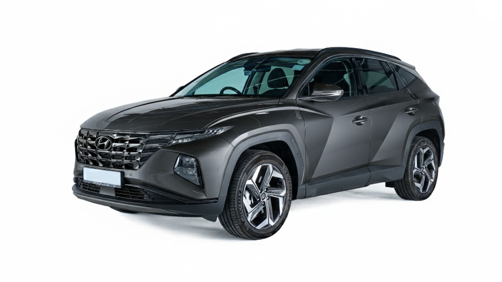 Hyundai Tucson PHEV Amazon Grey diagonal copy.jpg