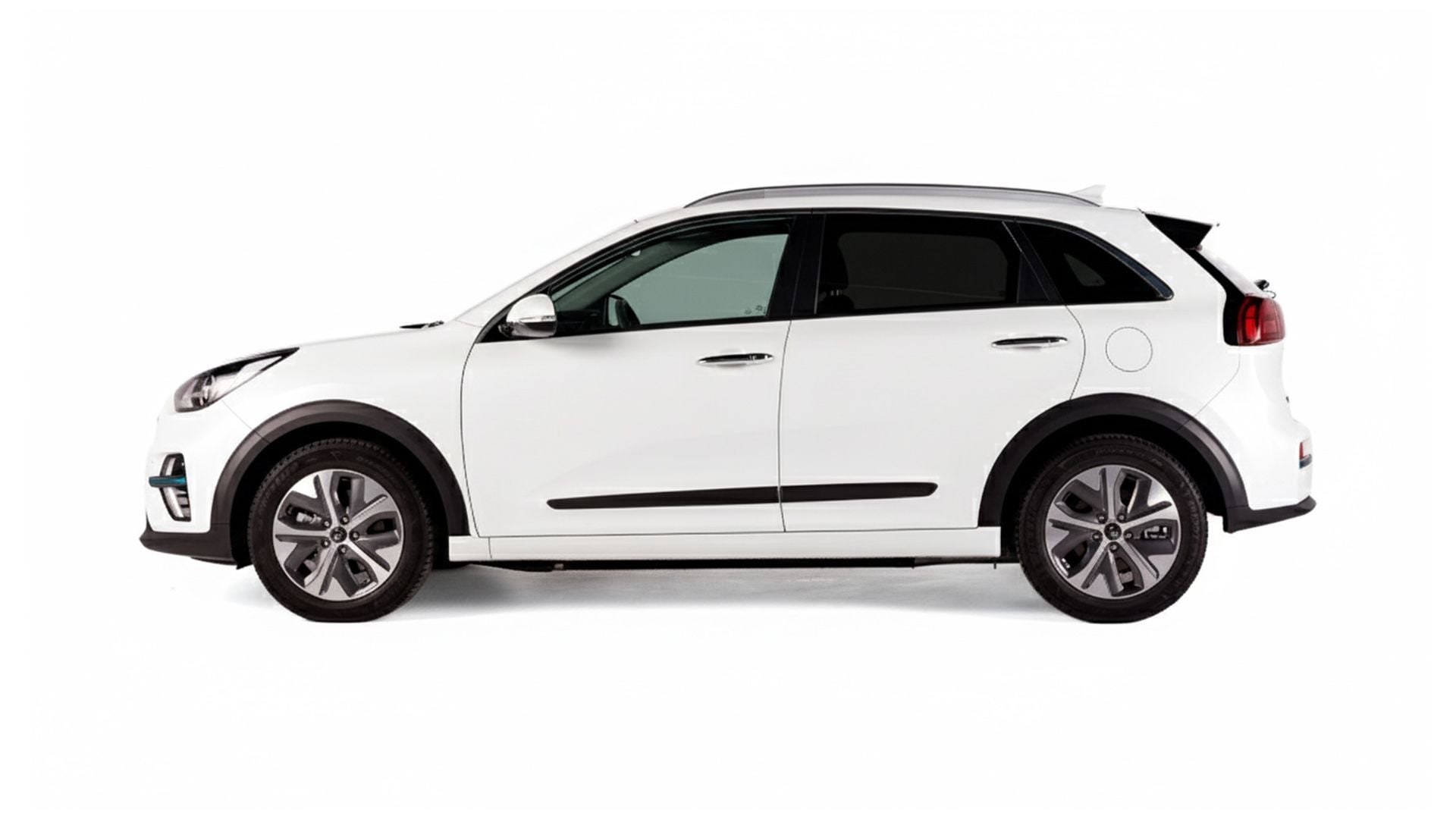 NIRO 4 EV - Kia e niro side white copy.jpg