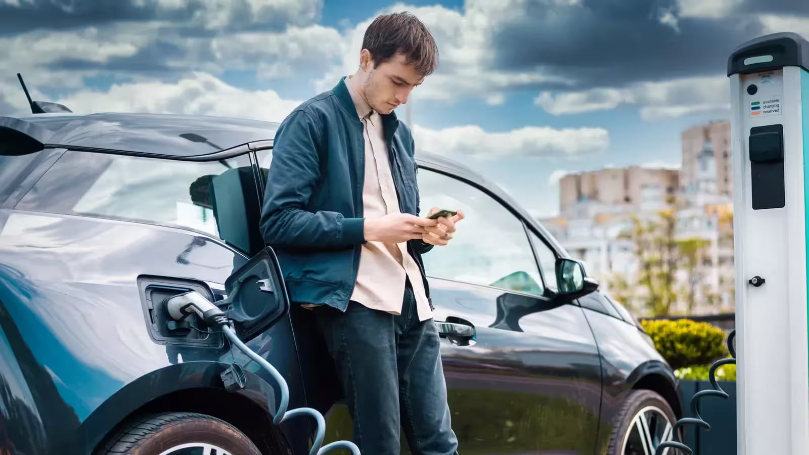 Private hire driversโ guide to EVs in hot weather
