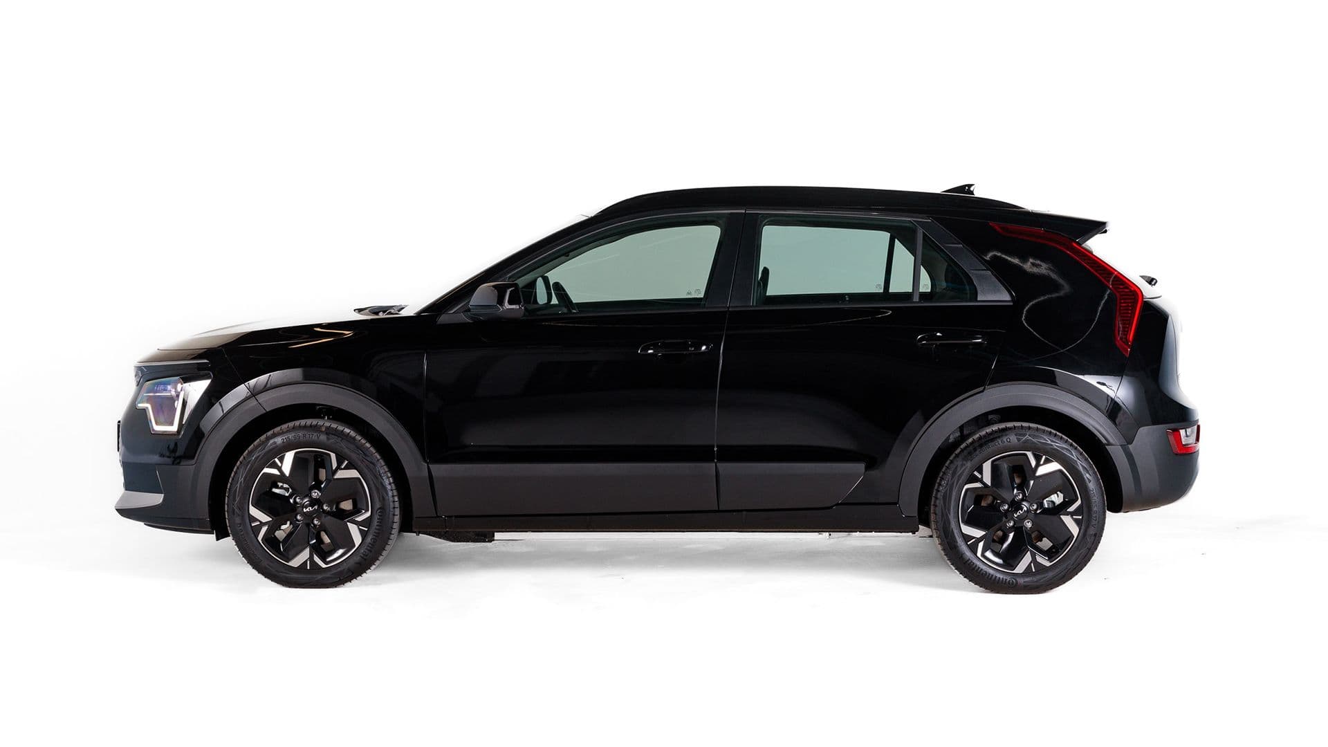 NIRO 2 EV - Kia Niro EV 2 side Midnight Black.jpg