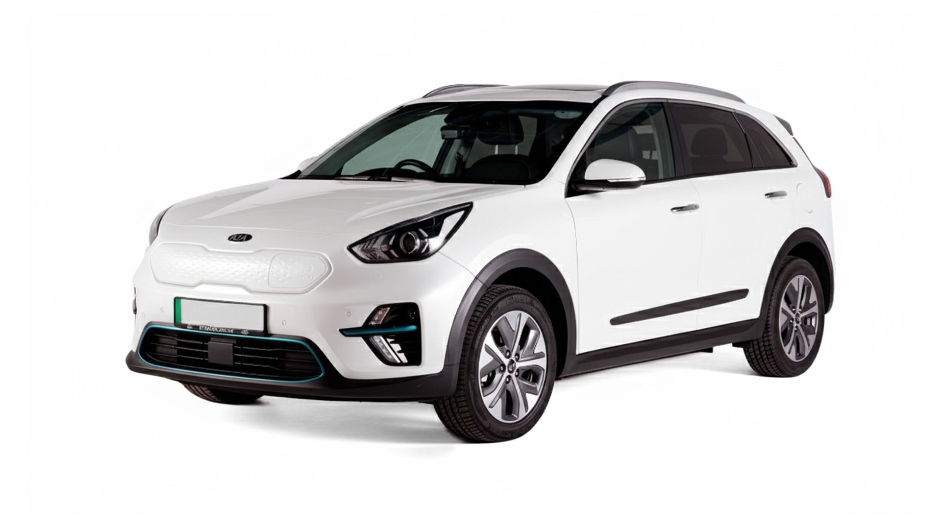 NIRO 2 PHEV S-A - Kia e niro diagonal white copy.jpg