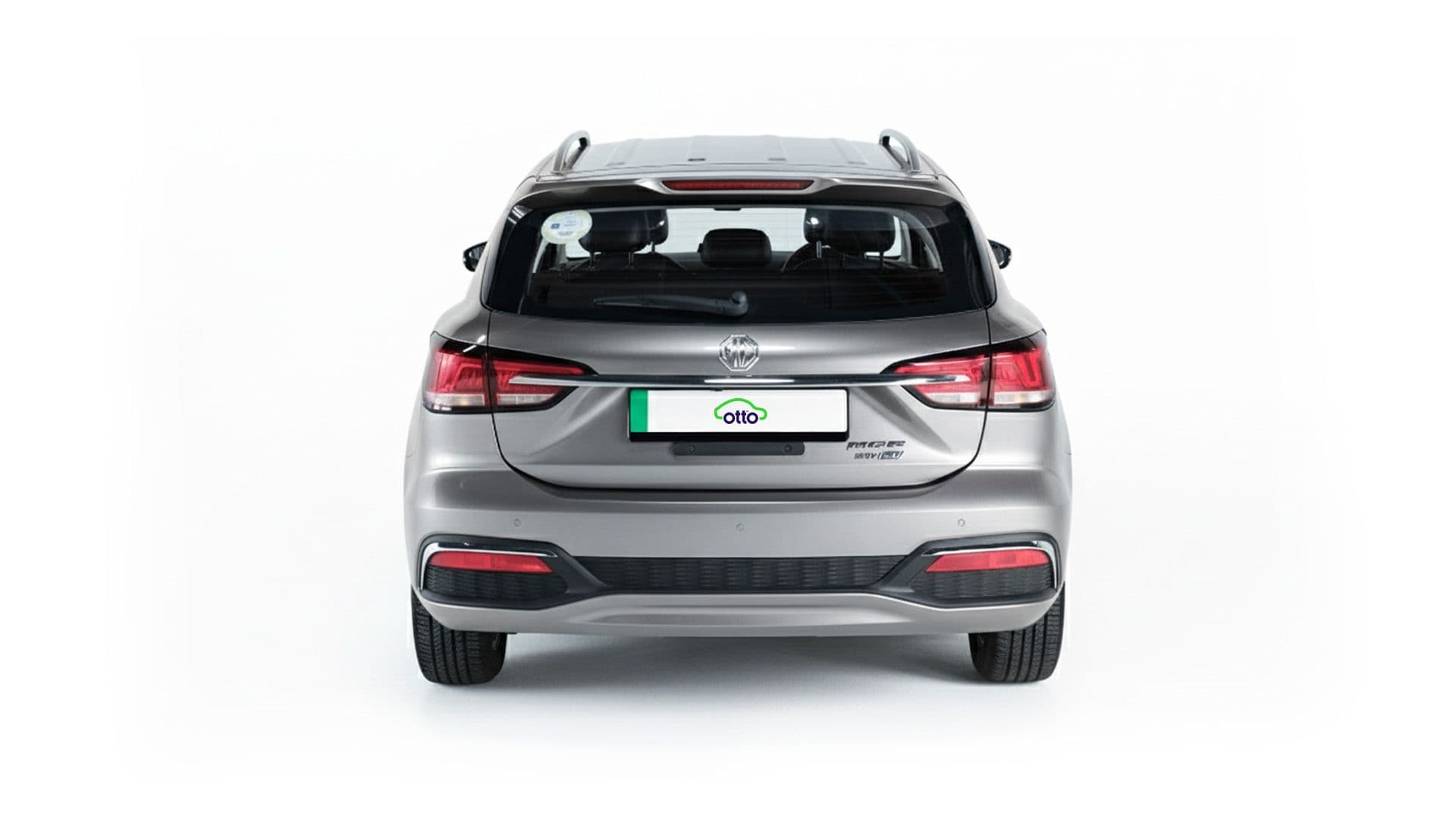 5 EXCLUSIVE - MG5 EV Long Range Exclusive silver back copy.jpg