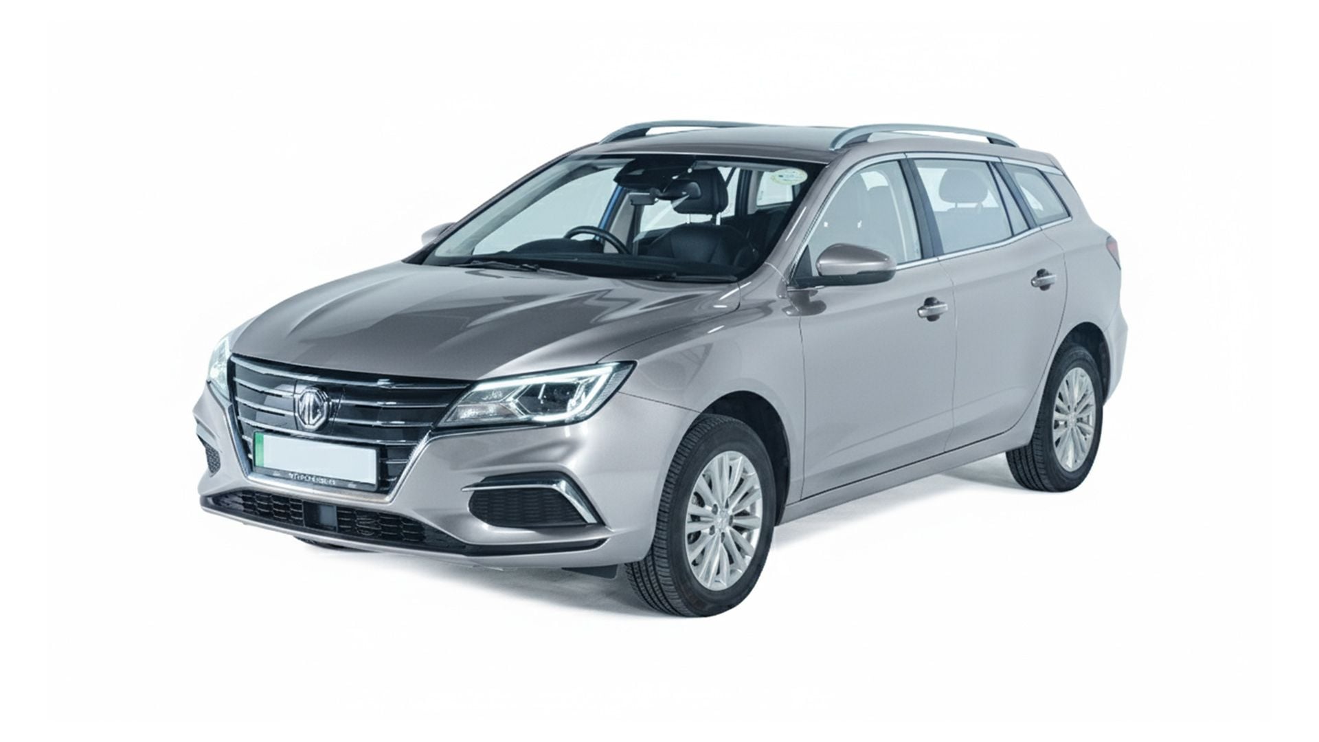 MG5 EV Long Range Exclusive silver diagonal copy.jpg