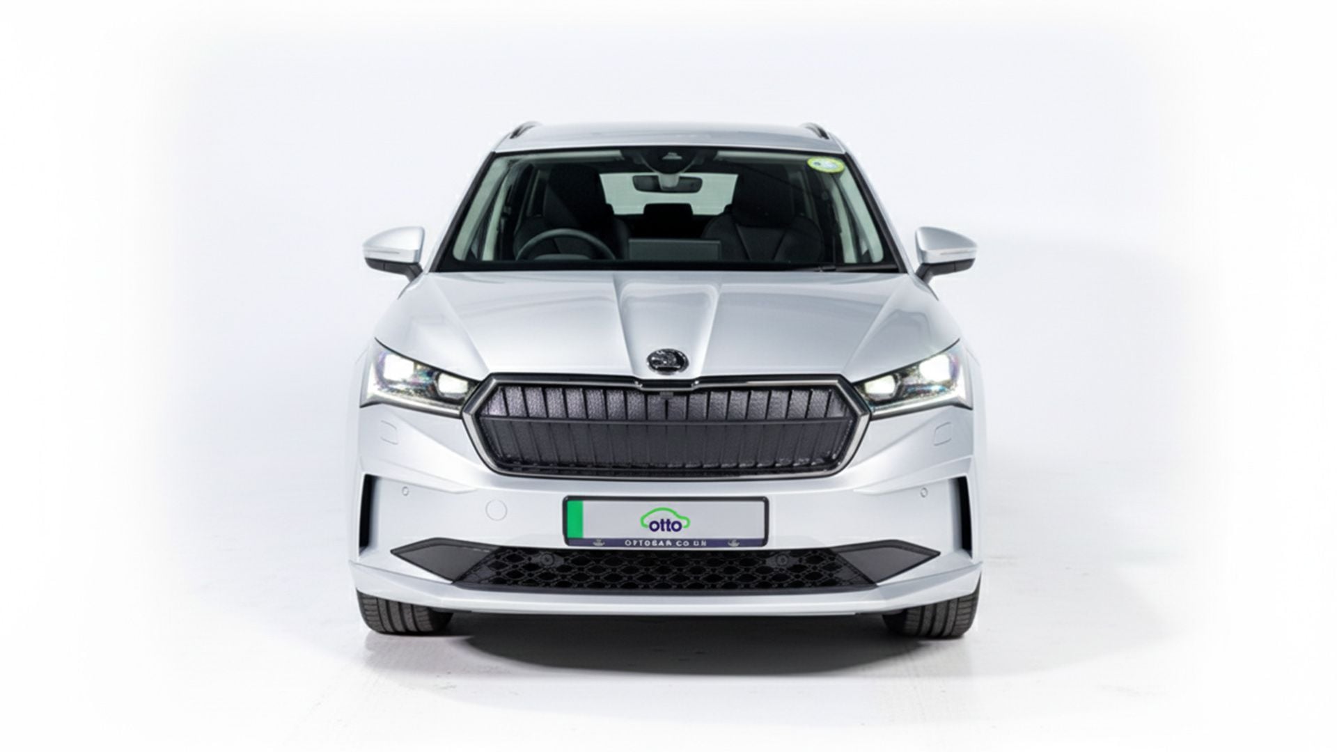 ENYAQ 85 EDITION - Skoda Enyaq 85 Edition Suite silver front copy.jpg